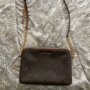 Michael Kors Crossbody